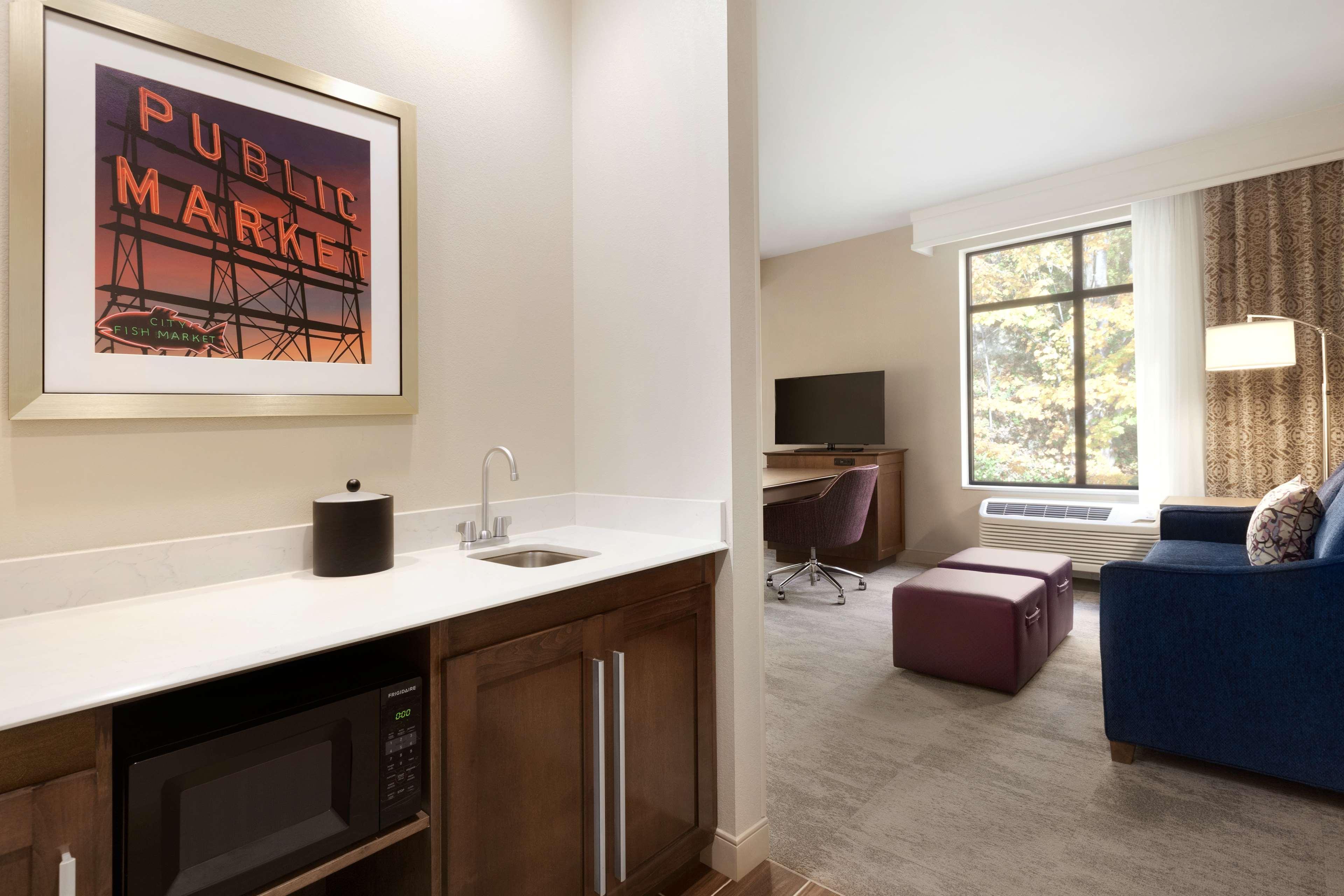 Hampton Inn&suites Seattle/renton, Wa Hotel